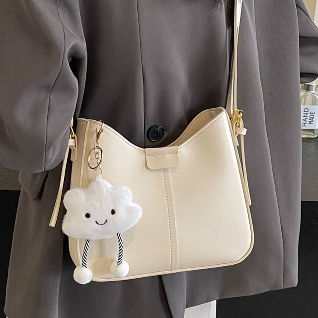 High-end commuting simple shoulder crossbody bag