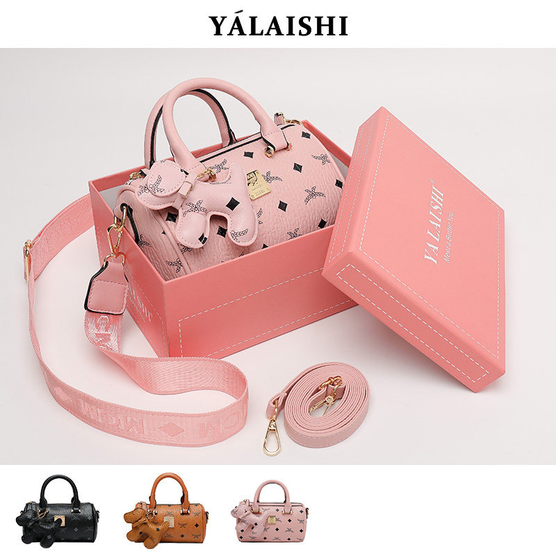 雅莱仕女2020新款ck潮波士顿包 雅莱仕女士包袋