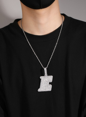 英文字母满钻锆石吊坠