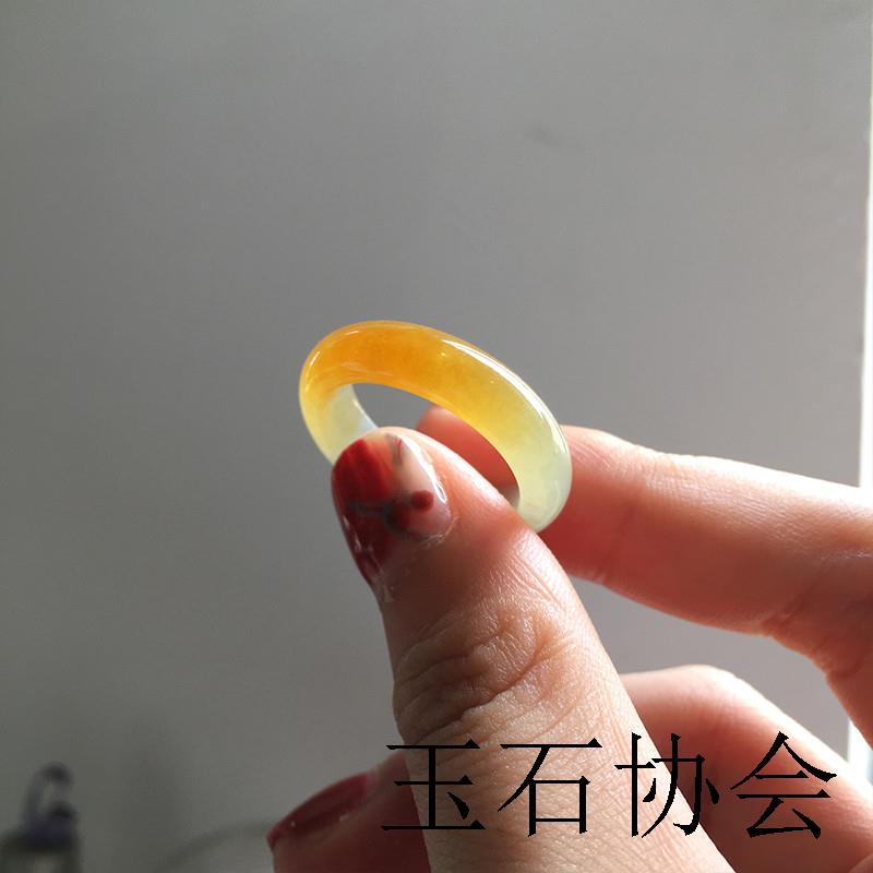 高冰种翡翠戒指女帝王黄翡戒圈裸石蛋面指环鸡油黄小玉扳指男戒面