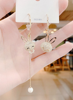 不对称兔子耳环时尚气质个性