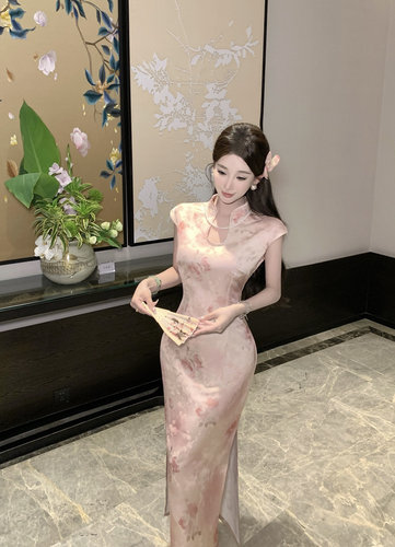 Mimo dk新中式改良温柔粉色玫瑰提花贝壳袖旗袍水滴领朝花夕拾 - 图0