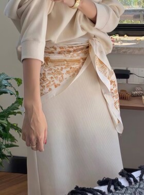 老钱风黄色骏马印花丝巾时尚百搭辣妹气质高级感大方巾屁帘头巾女