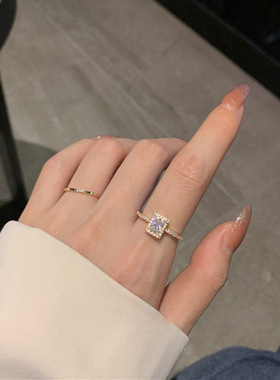 韩国锆石轻奢东大门女