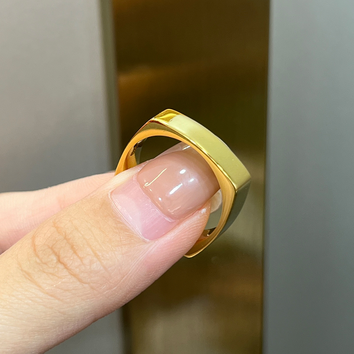 吉盟珠宝亮面四方黄金戒指999足金男女同款简约时尚光面闭口指环 - 图2