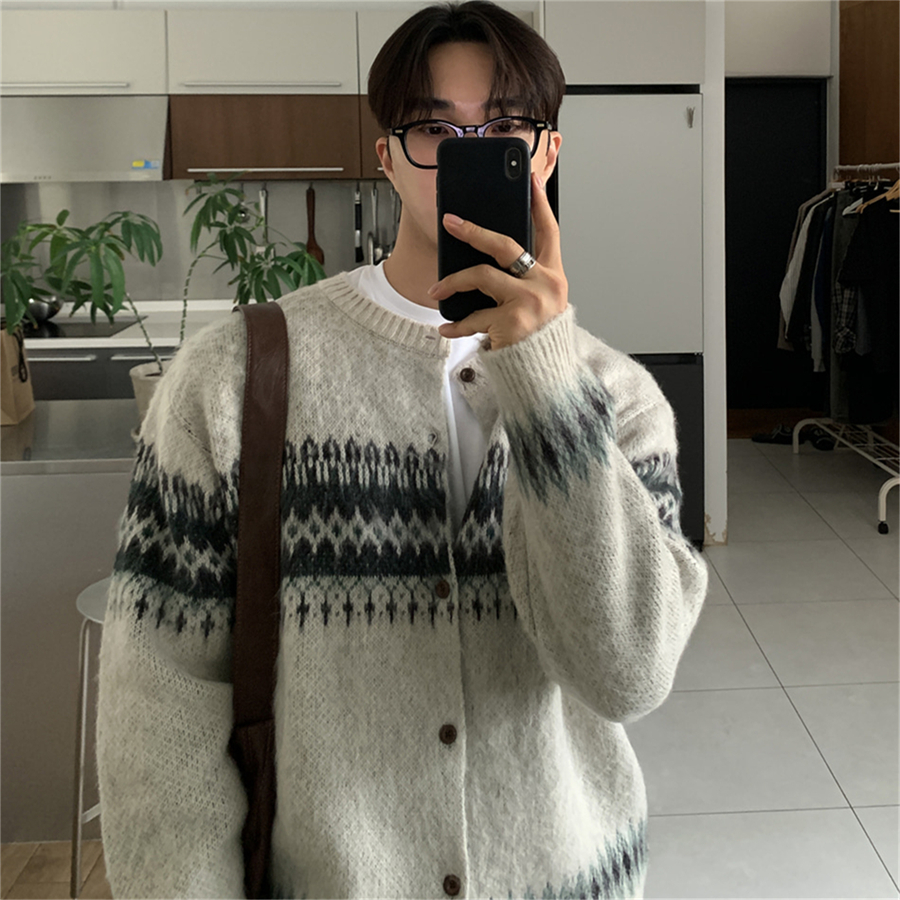 MRDONG韩国男装代购北欧风几何条纹休闲圆领短款系扣针织开衫毛衣 - 图1