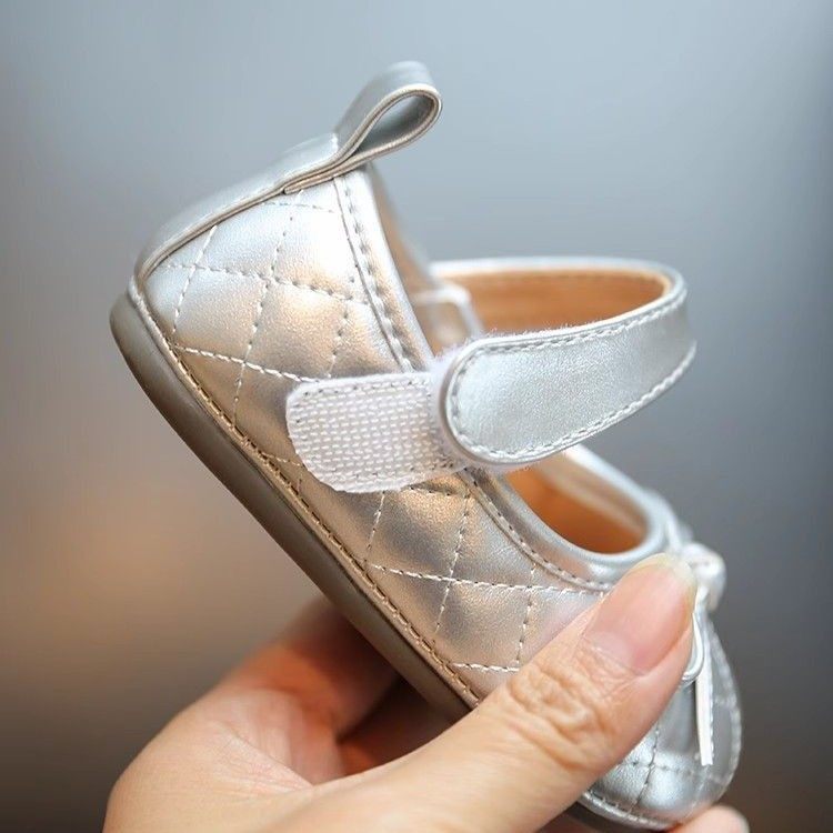 女宝宝软底皮面单鞋6到12个月银色学步鞋8女童婴幼儿透气公主鞋春,淘宝优惠券,粉丝福利购,淘宝优惠卷