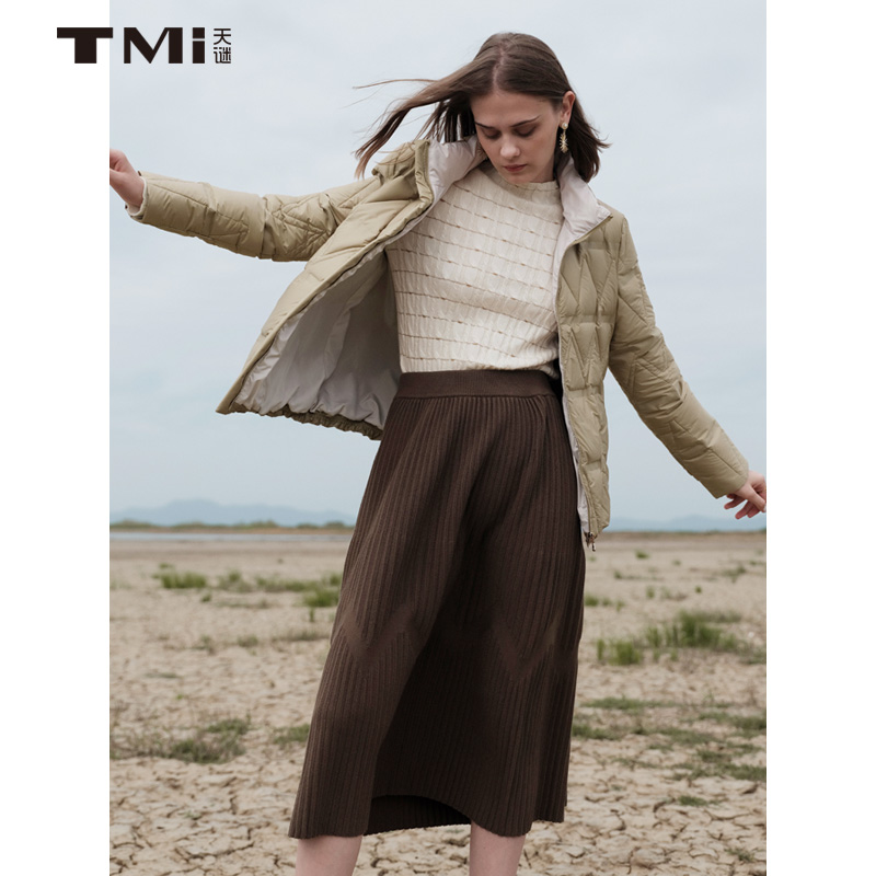 天谜半身裙百褶针织纯色弹性简约气质舒适长裙冬季女装TMi224120 - 图2