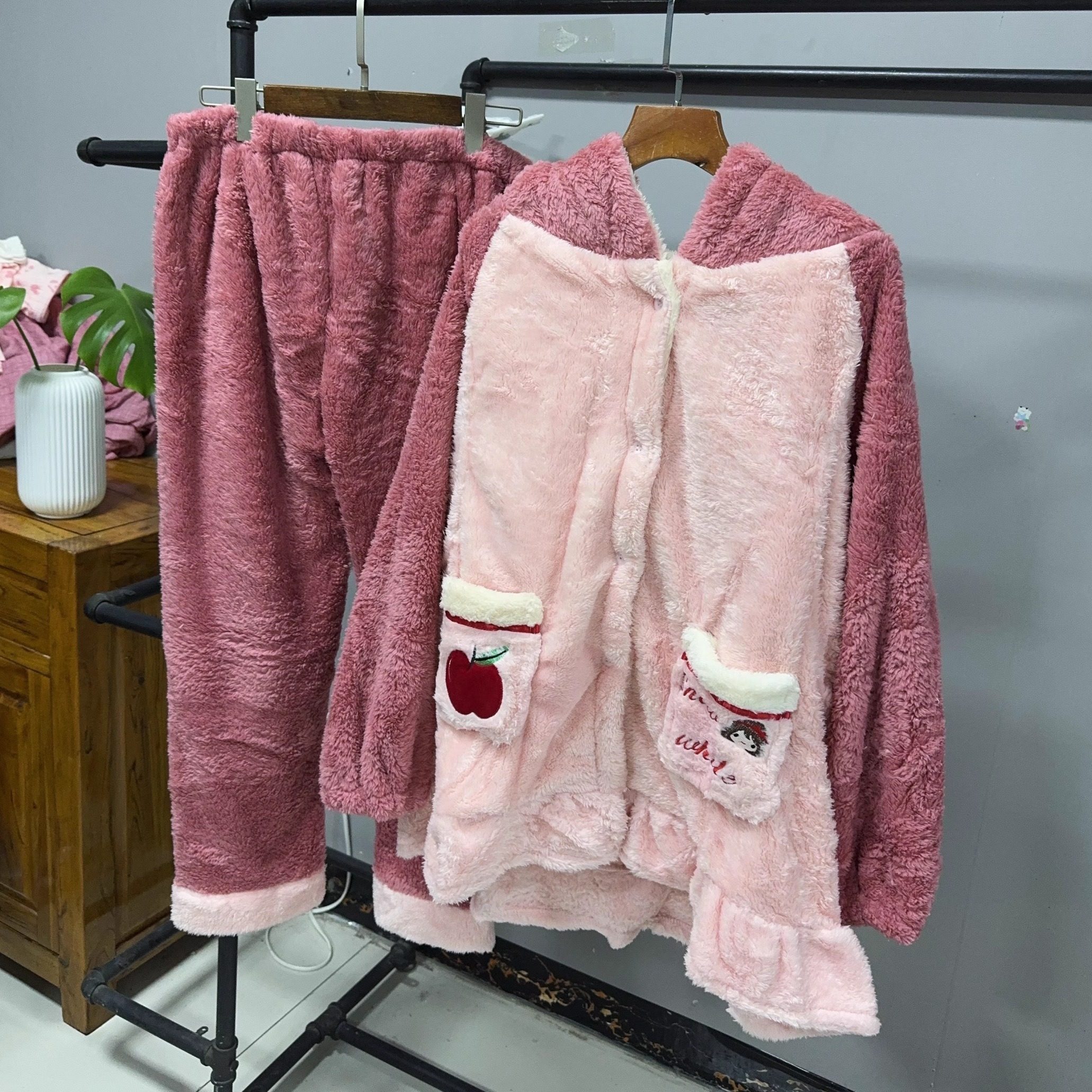 月子服秋冬季产后珊瑚绒加厚喂奶专用法兰绒哺乳睡衣孕妇睡衣家居,淘宝优惠券,粉丝福利购,淘宝优惠卷