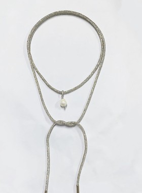 2025新闪钻blingbling锁骨链高级感知识分子淡水珍珠长款项链配饰