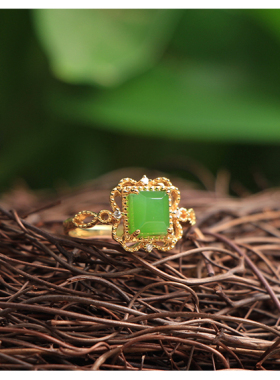 梵峙和田玉碧玉苹果绿18K金指环