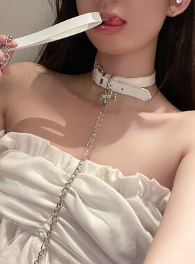 小狗骨头项圈牵引绳女情调小狗choker颈链皮革puppy小众设计颈链