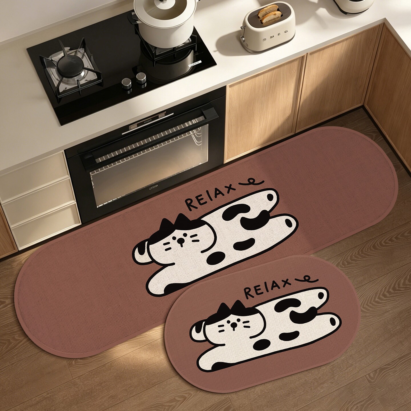 Imitation linen kitchen floor mats are water-absorbent, oil-absorbent, non-slip, stain-resistant, wipeable and washable floor mats, anti-stain and stain-resistant, non-slip floor mats.