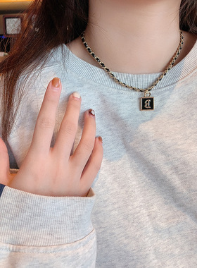 韩国东大门字母B方块皮革缠绕链条项链个性气质锁骨链网红颈链女