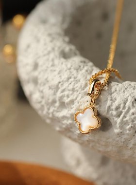 双面可戴红色四叶花项链气质花朵