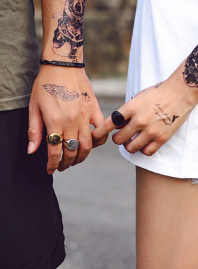 轻奢北欧风潮流钛钢刻字定义戒指