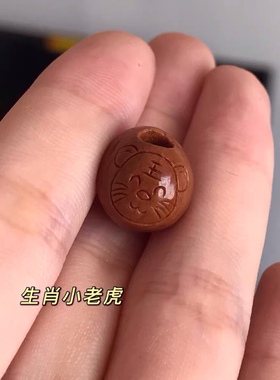 雕刻十二生肖桃核纯手工所有