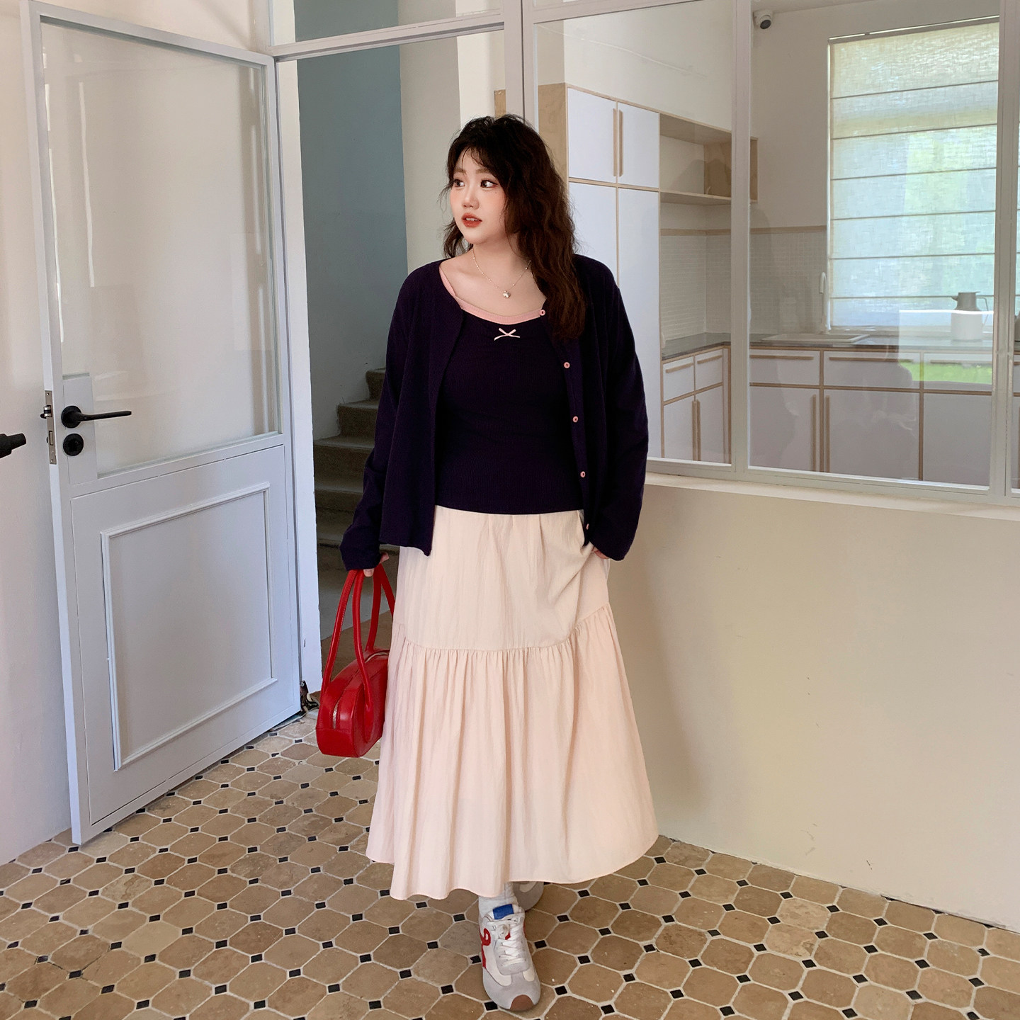 YUZI鱼子秋粉连衣裙大码女装微胖mm松紧腰显瘦遮肉200斤浪漫氛围 - 图1