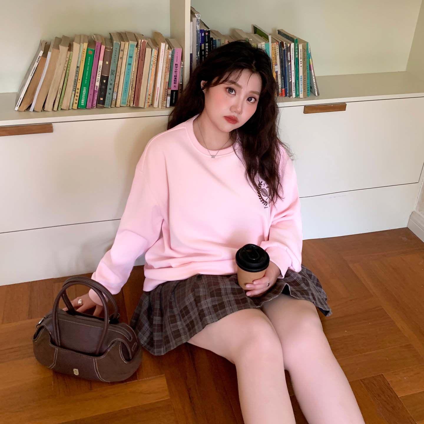 YUZI鱼子粉色圆领卫衣大码女装微胖mm显瘦遮肉200斤元气甜美,淘宝优惠券,粉丝福利购,淘宝优惠卷