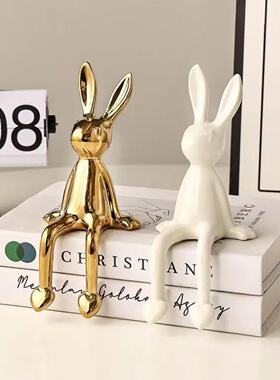 轻奢高档电镀陶瓷长耳兔子摆件家居客厅玄关酒柜装饰品办公桌摆设