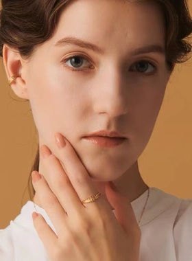 锆石纯银镀金女古董徽章项链