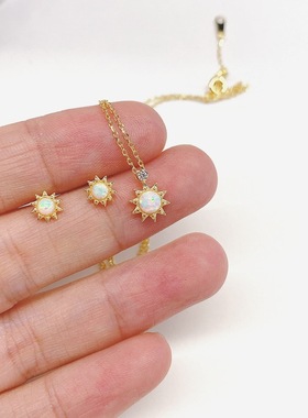 蛋白石纯银女太阳光辉项链