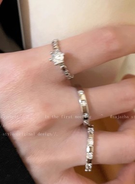 甜酷微镶锆石开口可调节戒指女简约冷淡风食指戒情侣精致指环套装