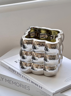 玄关钥匙收纳摆件轻奢装饰品