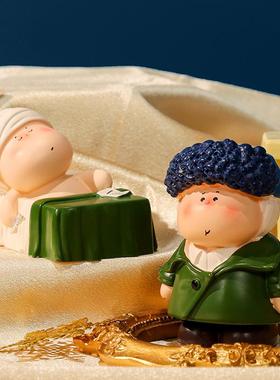 月半艺术家盲盒手办潮玩公仔工艺品卡通桌面摆件创意装饰女生礼物