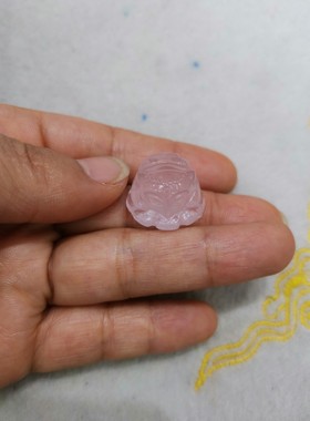 天然粉晶雕刻狐狸吊牌手工diy项链吊坠后视镜车挂包挂水晶配饰