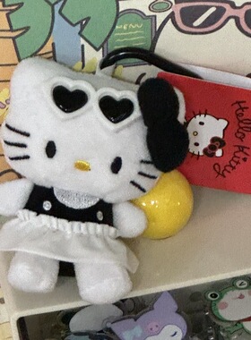 可爱HelloKitty公仔挂件软萌智秀同款高级爱心钥匙扣挂饰女生礼物