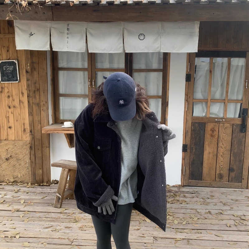 2025秋冬one seven新款宽松百搭加绒保暖复古灯芯绒羊羔毛外套女 - 图1