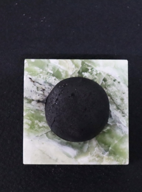 现代天然大理石扩香熏球摆件轻奢样板房酒店卫浴桌面入户创意饰品