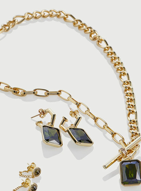 FandH Jewellery方形橄榄石吊坠项链 ot扣不对称链条欧美复古颈链