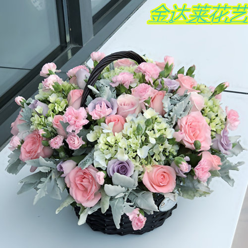 天津鲜花情人节同城速递送长辈女友玫瑰康乃馨向日葵精品手提花篮 - 图3