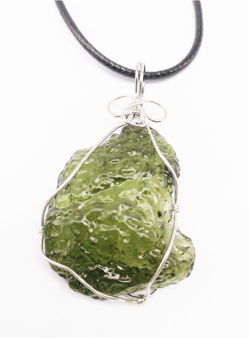 金属绕丝包边 捷克陨石原石吊坠饰品项链水晶碎石来自星星的你