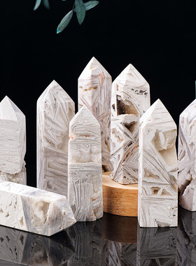 天然水晶玛瑙晶洞四棱柱摆件疯狂玛瑙单尖柱玛瑙矿标家居装饰