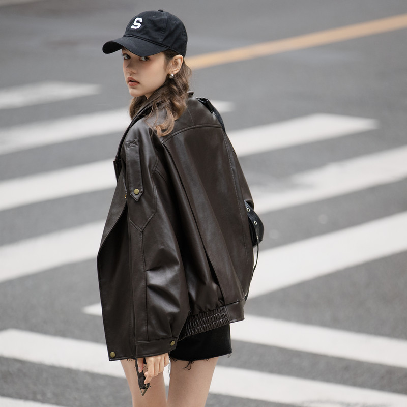 唐狮2026秋冬季女翻领加绒皮衣时尚感百搭流行通勤高级感女外套,淘宝优惠券,粉丝福利购,淘宝优惠卷