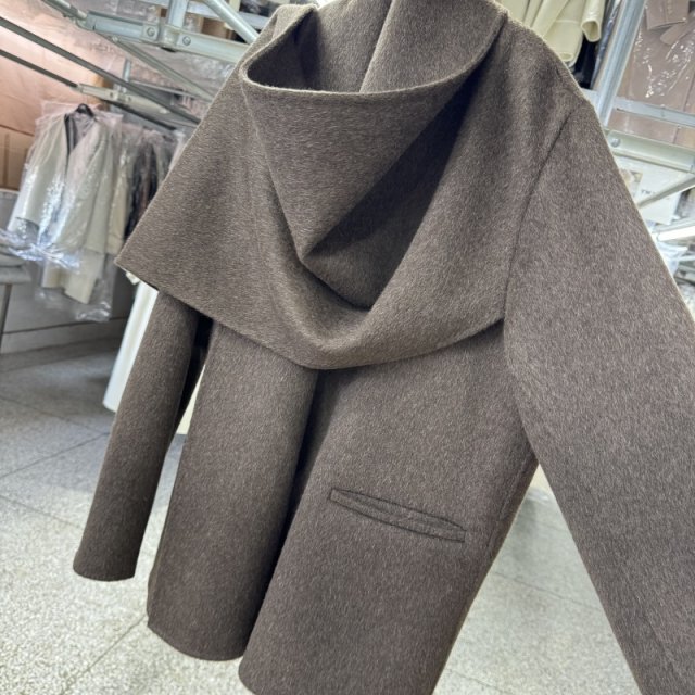 Brown yak velvet scarf shawl double-sided wool coat women's short 25 new loose high-end woolen coat