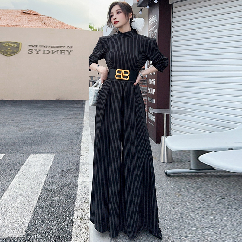 2025夏季新款女修身五分袖连体衣独特绝美今年流行阔腿裤气质长裤 - 图2