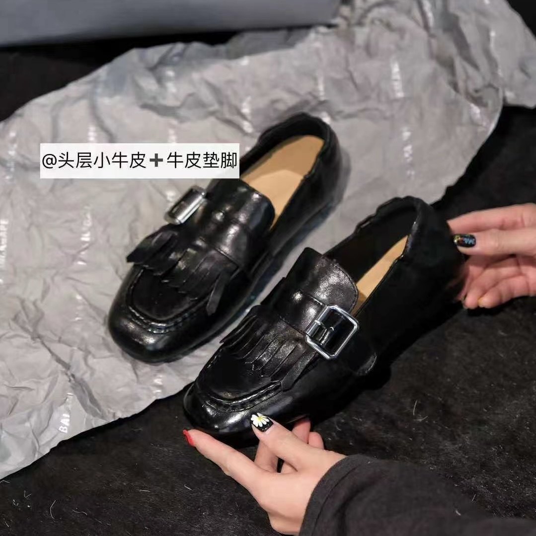 锁定高品Gy2026新款真皮流苏单鞋女浅口平底尖头休闲鞋潮鞋乐福鞋,淘宝优惠券,粉丝福利购,淘宝优惠卷