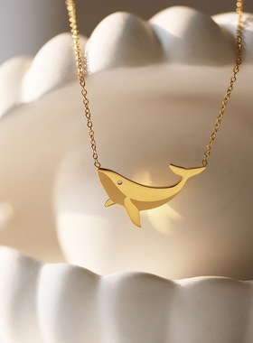 卡通钛钢鲸鱼女士项链吊坠锁骨链