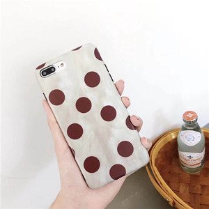 复古酒红波点苹果手机套