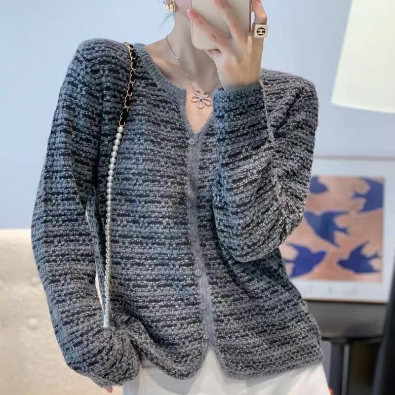 秋季新款精纺羊毛衫时尚剪刀领小香风长袖打底衫气质优雅假开衫