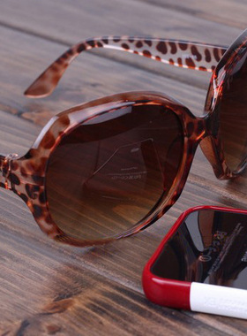 墨镜百搭超大框女士时尚太阳镜