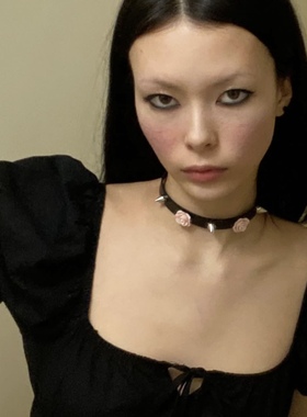 现货 Momentel守渊 玫瑰花朵铆钉项链小众个性可调节颈链韩国代购