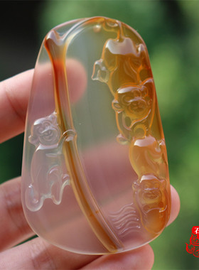原色冰种玉髓玛瑙精雕猴子吊坠