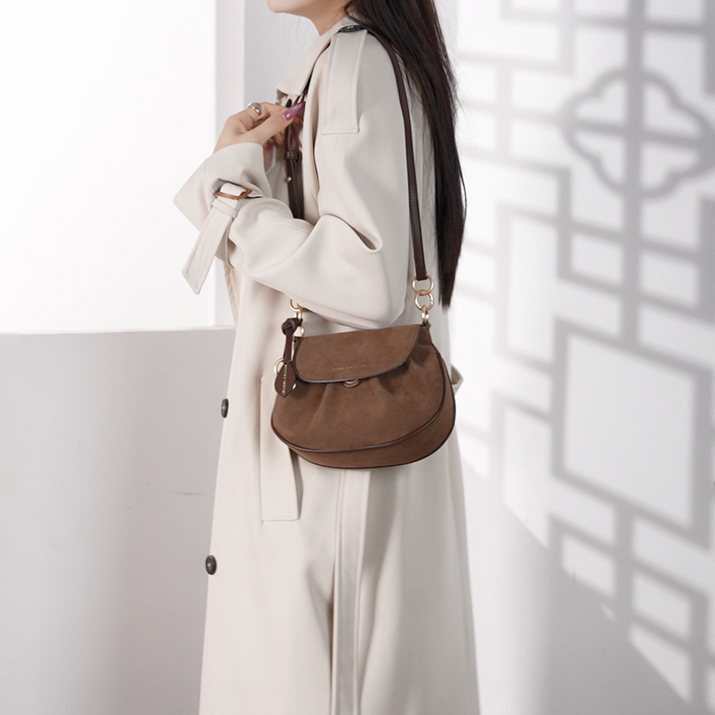 CHARIC&KROSS秋冬复古翻毛皮马鞍包女美拉德风通勤单肩斜挎小猪包,淘宝优惠券,粉丝福利购,淘宝优惠卷