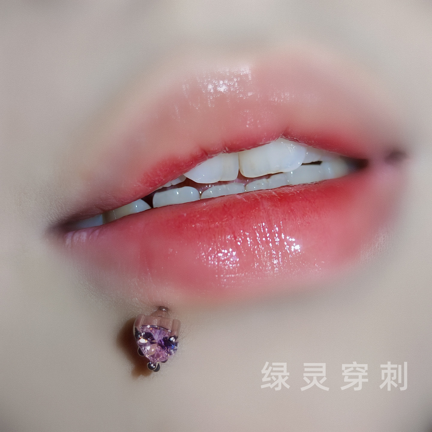 绿灵 新款香巴拉超闪爱心锆石唇钉 辣妹钛钢外螺纹耳骨钉穿刺饰品,淘宝优惠券,粉丝福利购,淘宝优惠卷