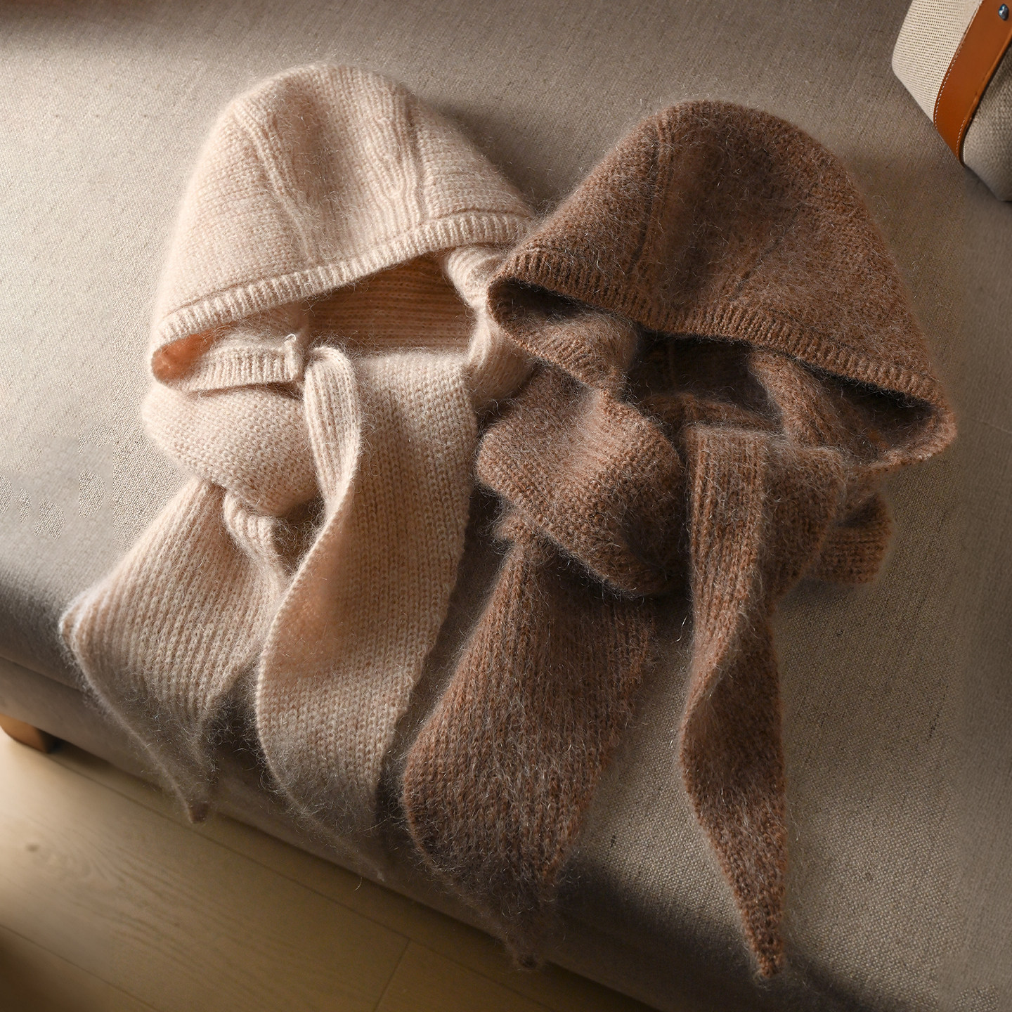 纯羊毛围巾女秋冬季羊绒三角巾小围脖带帽子一体披肩连帽护颈冬天,淘宝优惠券,粉丝福利购,淘宝优惠卷